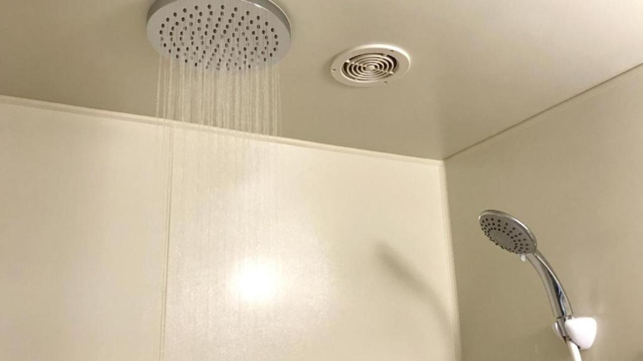 Toyoko Inn Tokyo Akabane-Eki Higashi-Guchi Buitenkant foto