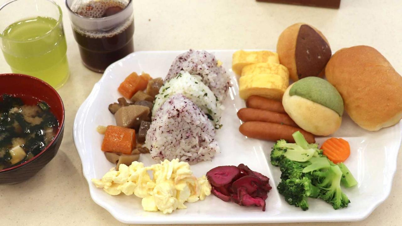 Toyoko Inn Tokyo Akabane-Eki Higashi-Guchi Buitenkant foto